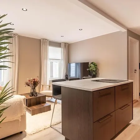 Dinbnb L 50 Meters To Bryggen L New 2023 L Sunny Backyard Lejlighed *