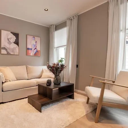 Dinbnb L 50 Meters To Bryggen L New 2023 L Sunny Backyard Bergen